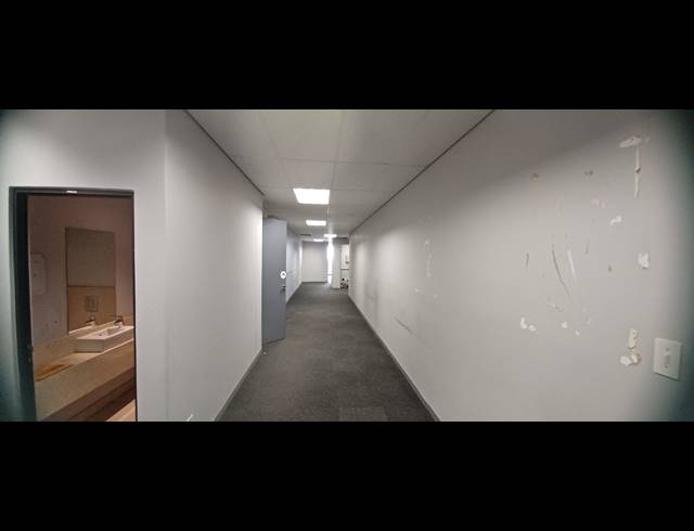 335M² OFFICE TO LET IN SANDHURST